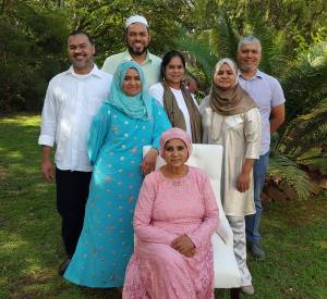 auntie-lega-six